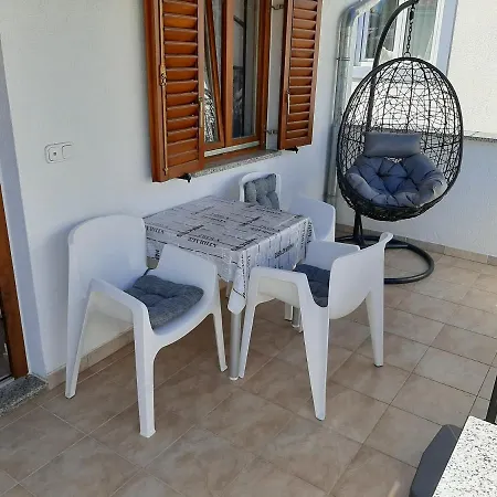 Apartment Ruzmarin
