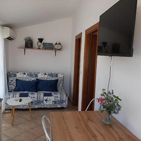 Ruzmarin Apartman